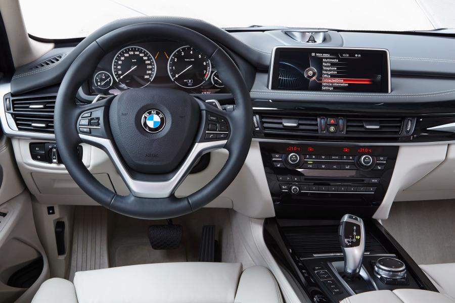  BMW X5 xDrive40e 2015 года  (фото 57 из 61)